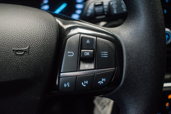 Ford Fiesta 1.1 Sport Edition ORG NL [ Cruise Control Parkeersensoren Lichtmetalen Velgen Airco ]