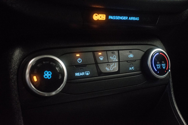 Ford Fiesta 1.1 Sport Edition ORG NL [ Cruise Control Parkeersensoren Lichtmetalen Velgen Airco ]