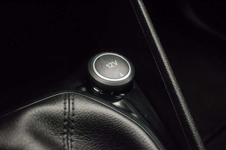 Ford Fiesta 1.1 Sport Edition ORG NL [ Cruise Control Parkeersensoren Lichtmetalen Velgen Airco ]