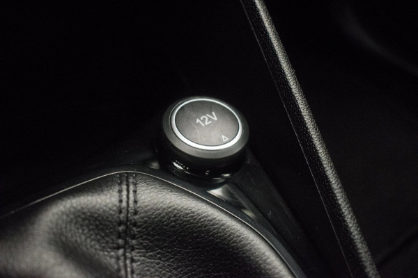 Ford Fiesta 1.1 Sport Edition ORG NL [ Cruise Control Parkeersensoren Lichtmetalen Velgen Airco ]