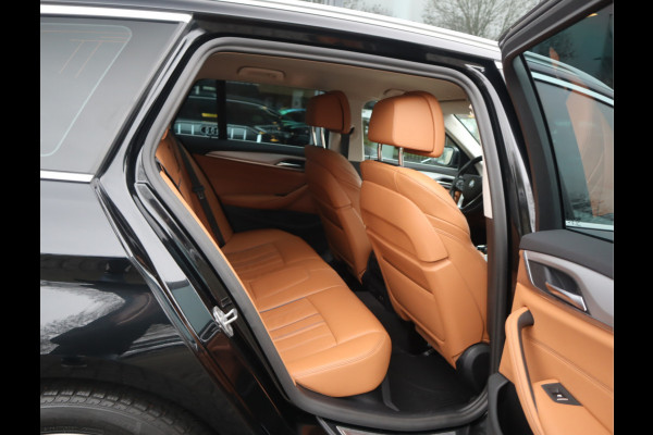 BMW 5 Serie Touring 520i High Executive Edition Trekhaak/ Stoelverw. / Leder