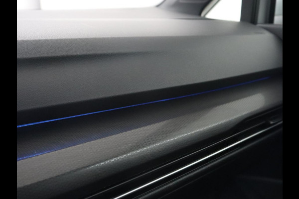 Volkswagen Golf 1.4 eHybrid GTE | SOH 93% | Stoelverwarming | Trekhaak | Carplay | Adaptive cruise | 18'' | Sportstoelen | Navigatie | Sfeerverlichting | Climate control | Parkeerhulp | PHEV | Plug In