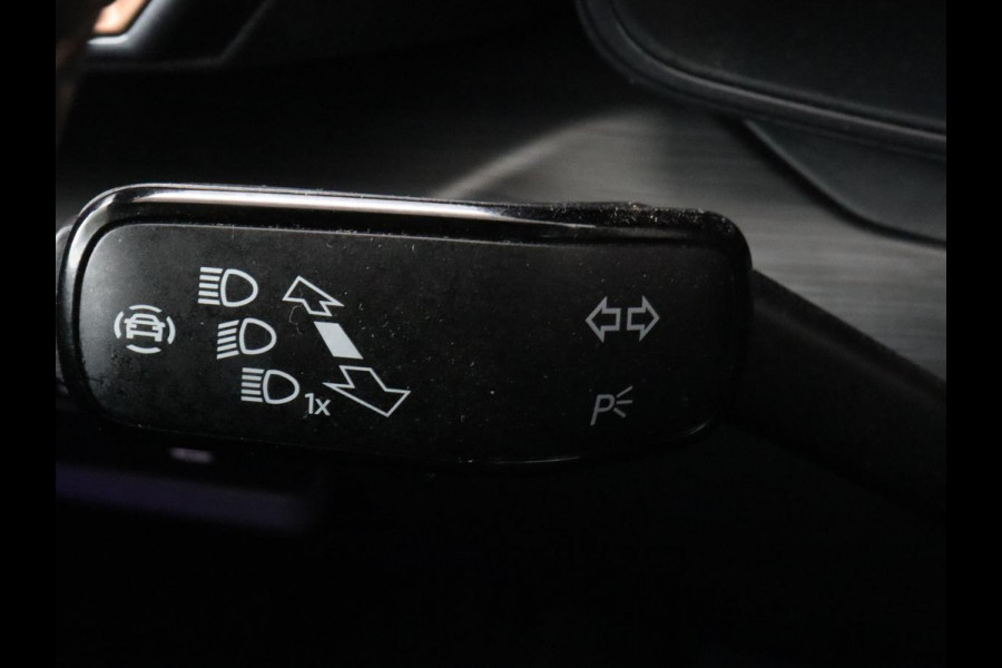 CUPRA Formentor 1.4 eHybrid | SOH 95% | Stoelverwarming | Carplay | Adaptive cruise | Sfeerverlichting | Navigatie | Keyless | Stuurverwarming | Full LED | PHEV | Plug In