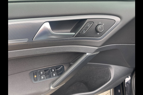 Volkswagen Golf 1.5 TSI R-line | R-line interieur en exterieur pakket | Digi cockpit