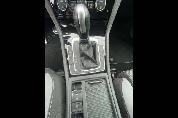 Volkswagen Golf 1.5 TSI R-line | R-line interieur en exterieur pakket | Digi cockpit