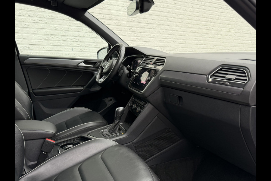 Volkswagen Tiguan 1.5 TSI ACT R-line Automaat Panorama Stoelverwarming 360 Camera+Pdc Clima Carplay Dab+ Digital Dash