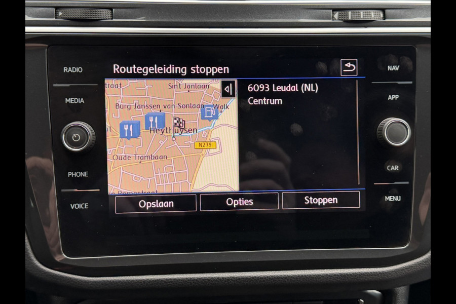 Volkswagen Tiguan 1.5 TSI ACT R-line Automaat Panorama Stoelverwarming 360 Camera+Pdc Clima Carplay Dab+ Digital Dash