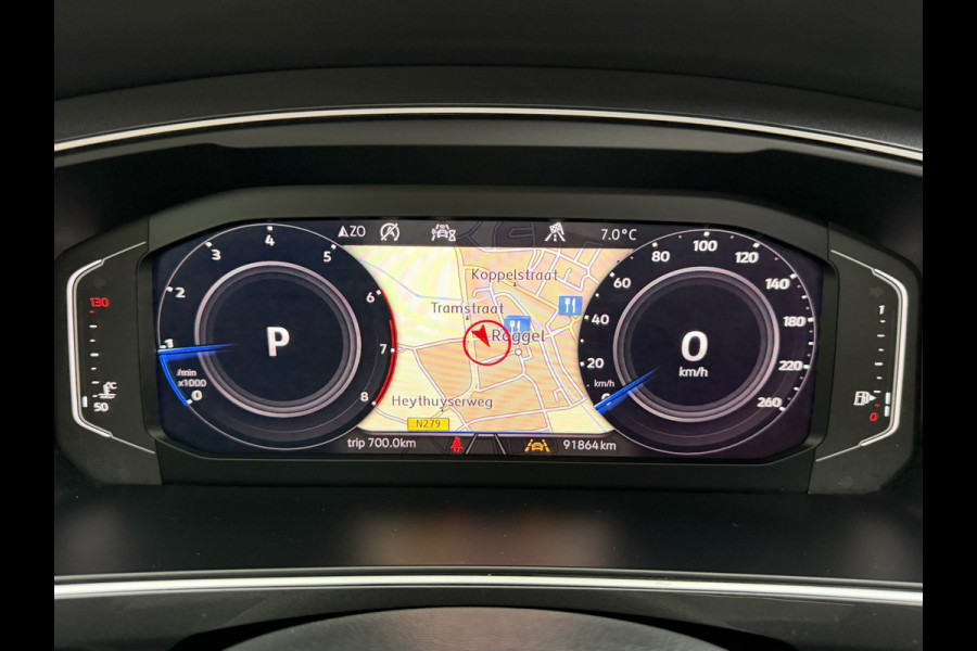 Volkswagen Tiguan 1.5 TSI ACT R-line Automaat Panorama Stoelverwarming 360 Camera+Pdc Clima Carplay Dab+ Digital Dash