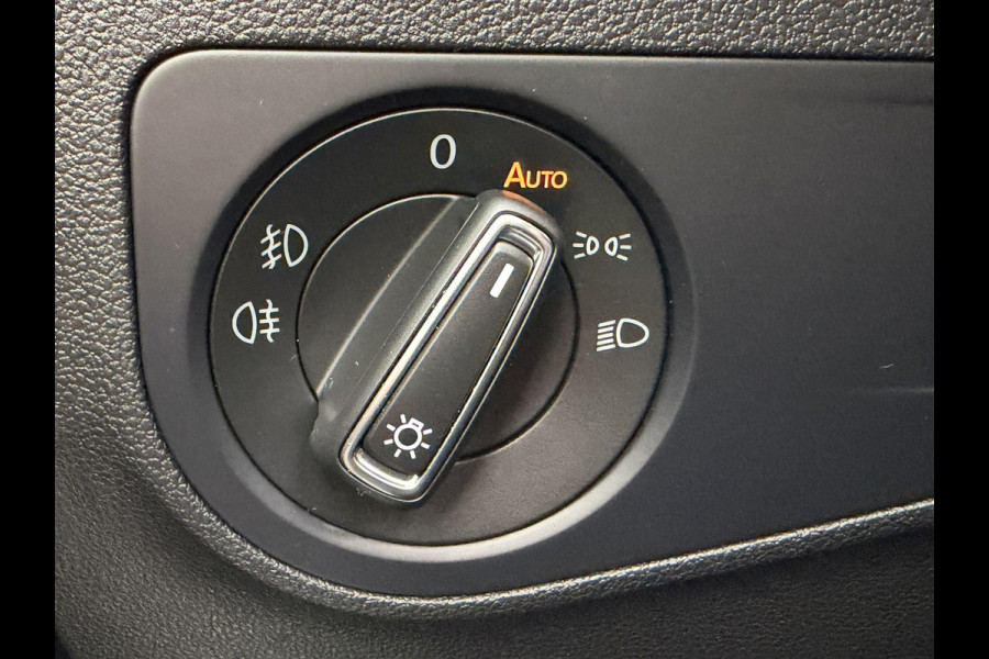 Volkswagen Tiguan 1.5 TSI ACT R-line Automaat Panorama Stoelverwarming 360 Camera+Pdc Clima Carplay Dab+ Digital Dash