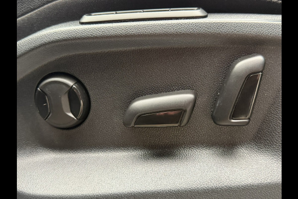 Volkswagen Tiguan 1.5 TSI ACT R-line Automaat Panorama Stoelverwarming 360 Camera+Pdc Clima Carplay Dab+ Digital Dash