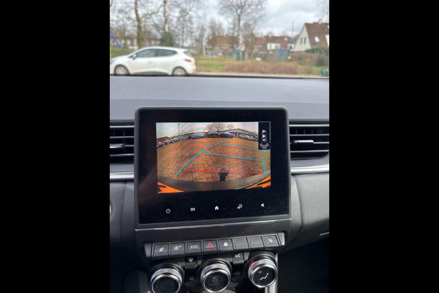 Renault Captur 1.3 TCe 130 Intens | 130 PK | Trekhaak | Stoelverwarming | Achteruitrijcamera