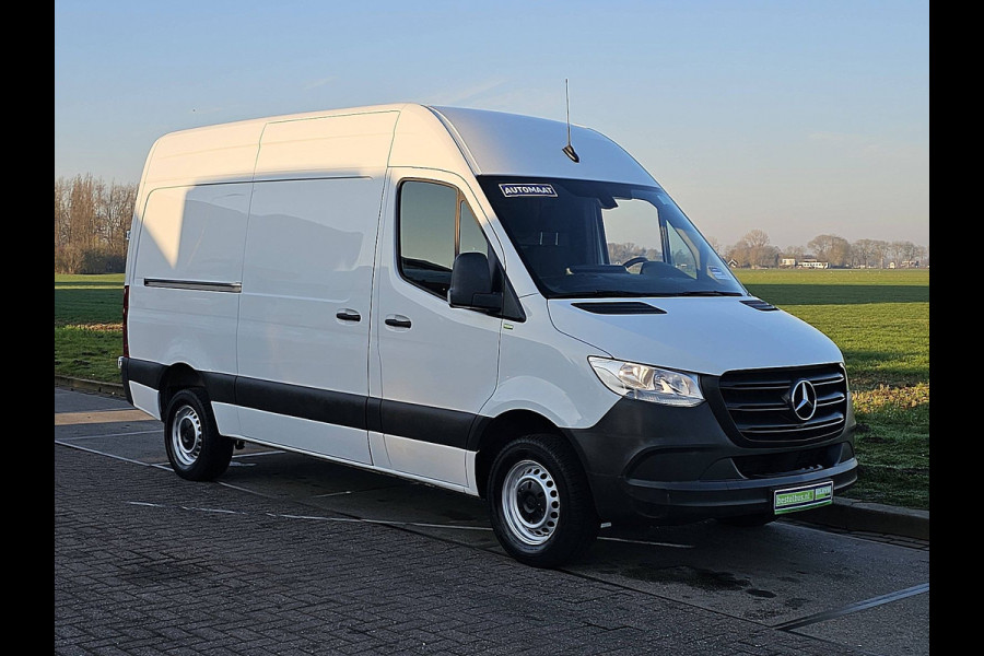 Mercedes-Benz Sprinter 317 L2H2 Automaat Mbux10 Navi Airco Cruise Camera Euro6 170 PK!