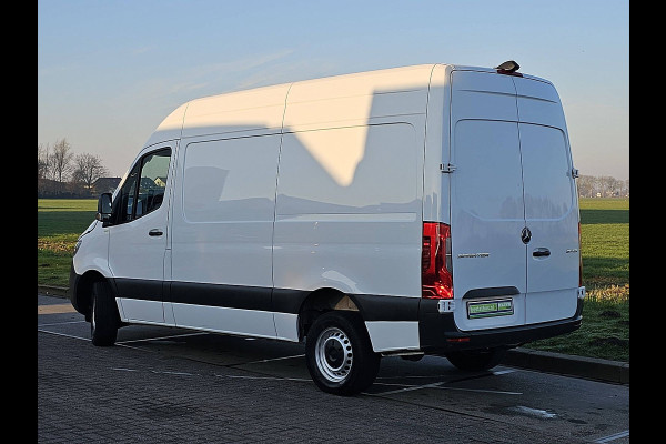 Mercedes-Benz Sprinter 317 L2H2 Automaat Mbux10 Navi Airco Cruise Camera Euro6 170 PK!