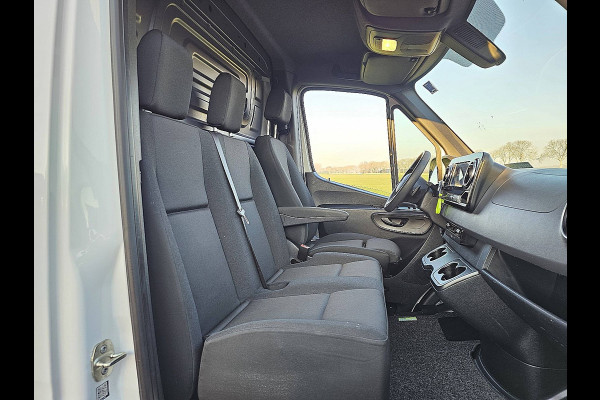 Mercedes-Benz Sprinter 317 L2H2 Automaat Mbux10 Navi Airco Cruise Camera Euro6 170 PK!