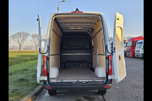 Mercedes-Benz Sprinter 317 L2H2 Automaat Mbux10 Navi Airco Cruise Camera Euro6 170 PK!