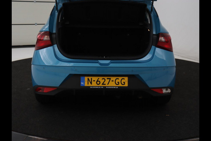 Hyundai i20 1.0 T-GDI Comfort | Trekhaak | Caplay | Camera | Dodehoek detectie | Airco | Cruise control | DAB | Bluetooth