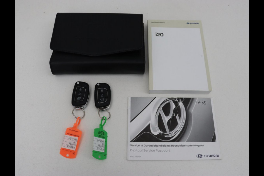 Hyundai i20 1.0 T-GDI Comfort | Trekhaak | Caplay | Camera | Dodehoek detectie | Airco | Cruise control | DAB | Bluetooth