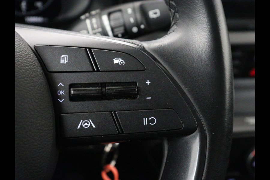 Hyundai i20 1.0 T-GDI Comfort | Trekhaak | Caplay | Camera | Dodehoek detectie | Airco | Cruise control | DAB | Bluetooth