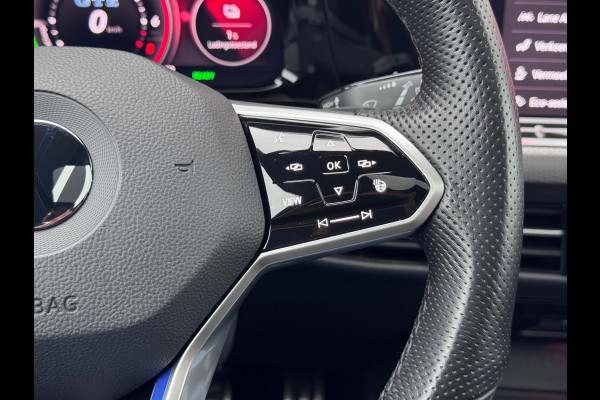 Volkswagen Golf 1.4 eHybrid GTE Pano/Matrix/Dodehoek