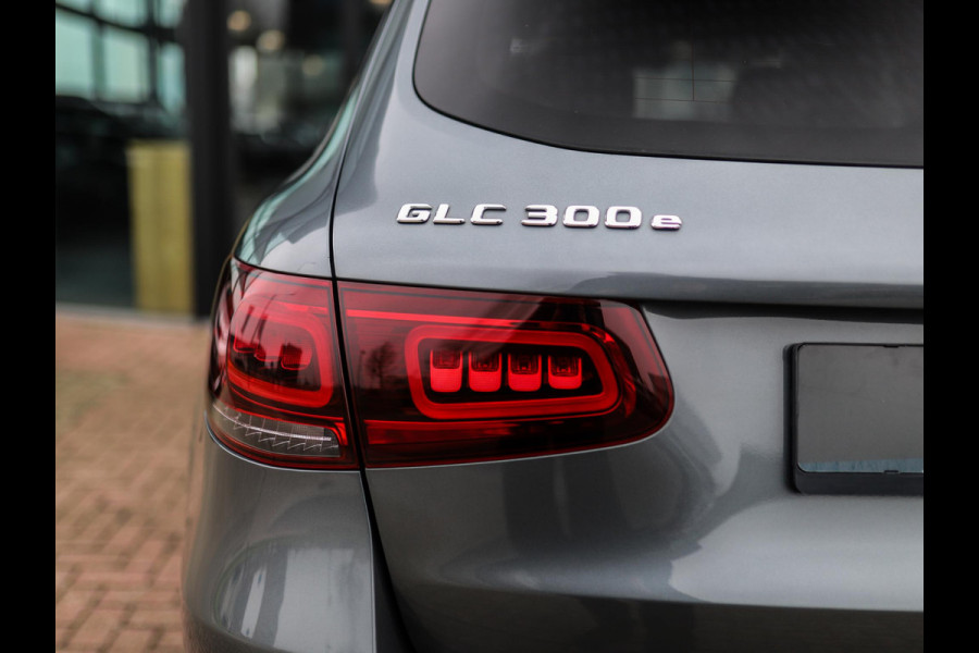 Mercedes-Benz GLC 300e 4MATIC Business Solution AMG | Camera | Stoelverw. |