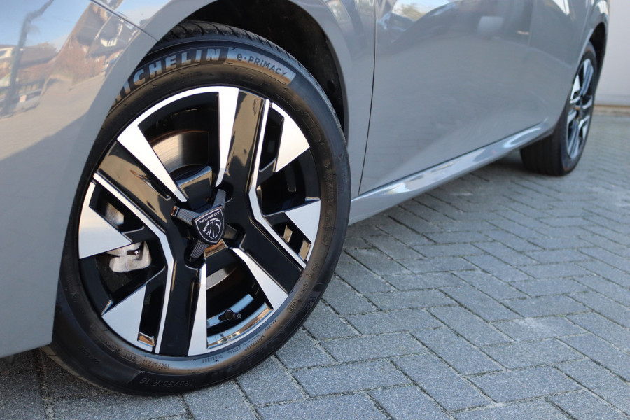 Peugeot 208 1.2 PureT. 100PK Allure Carplay-android/Parkeerhulp/Cruise-control