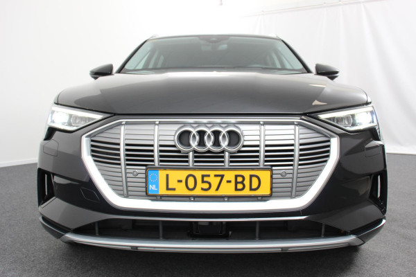 Audi e-tron 55 Quattro Advanced Tour Pack | LED Matrix | 20" Lichtmetalen Velgen | PDC VA | Camera | Leder | DAB+ | Digitale cockpit