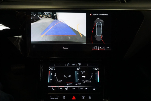 Audi e-tron 55 Quattro Advanced Tour Pack | LED Matrix | 20" Lichtmetalen Velgen | PDC VA | Camera | Leder | DAB+ | Digitale cockpit