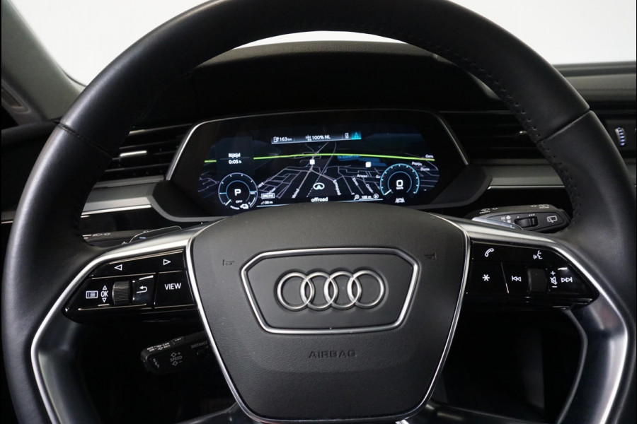 Audi e-tron 55 Quattro Advanced Tour Pack | LED Matrix | 20" Lichtmetalen Velgen | PDC VA | Camera | Leder | DAB+ | Digitale cockpit