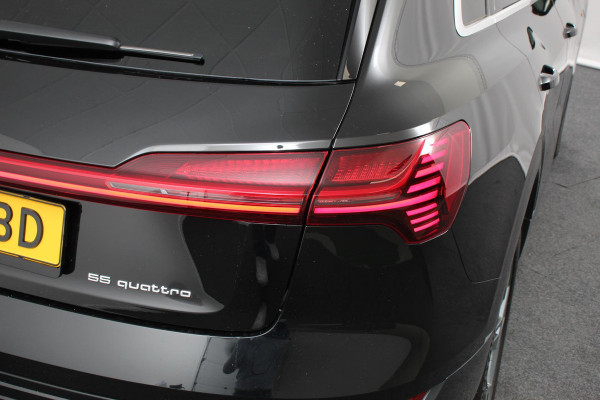Audi e-tron 55 Quattro Advanced Tour Pack | LED Matrix | 20" Lichtmetalen Velgen | PDC VA | Camera | Leder | DAB+ | Digitale cockpit