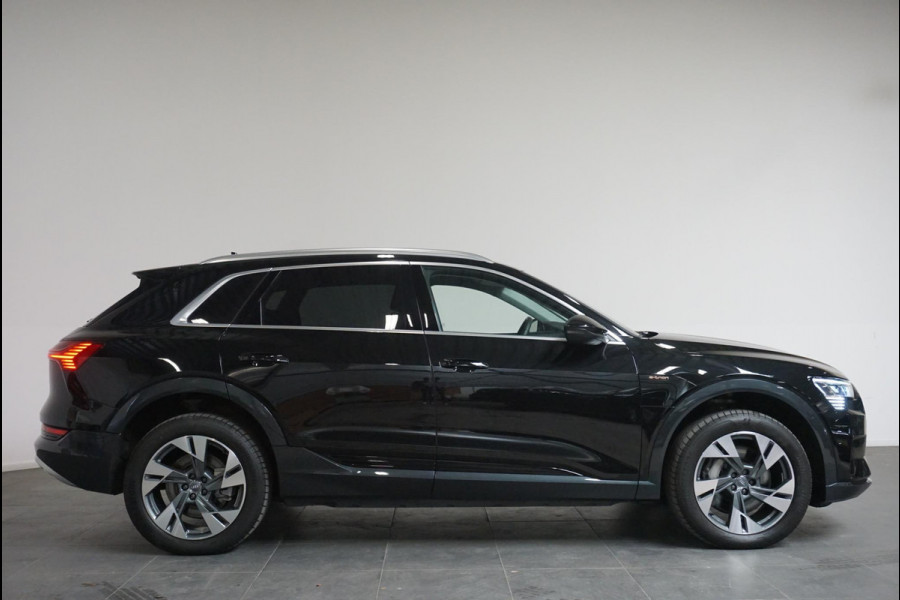 Audi e-tron 55 Quattro Advanced Tour Pack | LED Matrix | 20" Lichtmetalen Velgen | PDC VA | Camera | Leder | DAB+ | Digitale cockpit