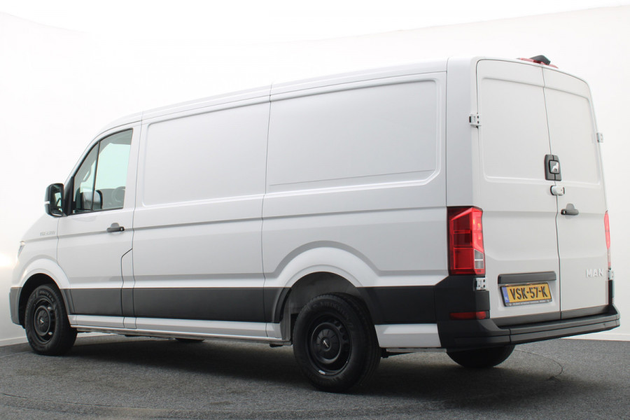 MAN TGE 30 2.0 L3H2 3-Zits, Camera, Apple Carplay, Cruise, Airco