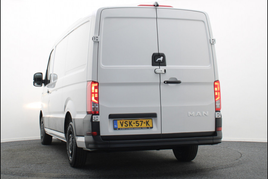 MAN TGE 30 2.0 L3H2 3-Zits, Camera, Apple Carplay, Cruise, Airco