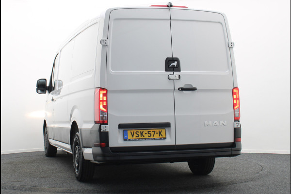 MAN TGE 30 2.0 L3H2 3-Zits, Camera, Apple Carplay, Cruise, Airco