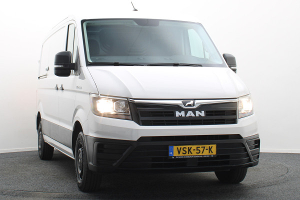 MAN TGE 30 2.0 L3H2 3-Zits, Camera, Apple Carplay, Cruise, Airco