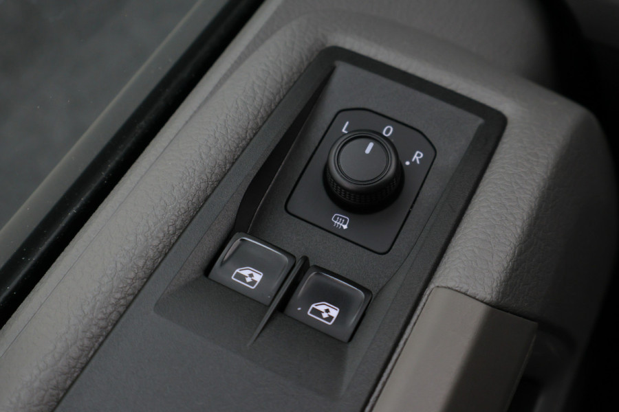 MAN TGE 30 2.0 L3H2 3-Zits, Camera, Apple Carplay, Cruise, Airco