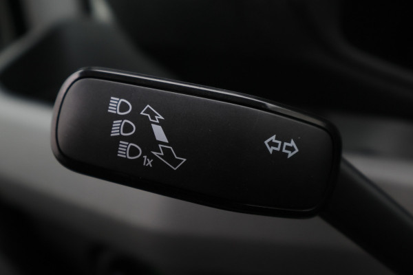 MAN TGE 30 2.0 L3H2 3-Zits, Camera, Apple Carplay, Cruise, Airco