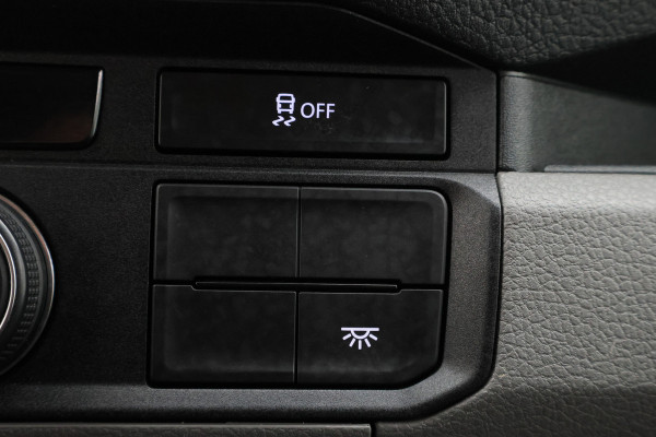 MAN TGE 30 2.0 L3H2 3-Zits, Camera, Apple Carplay, Cruise, Airco