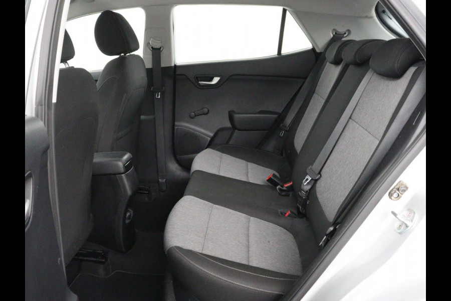 Kia Stonic 1.2 MPi ComfortPlusLine Navigator | Trekhaak | Carplay | Camera | Navigatie | Cruise control | Airco | Bluetooth | DAB | Parkeerhulp
