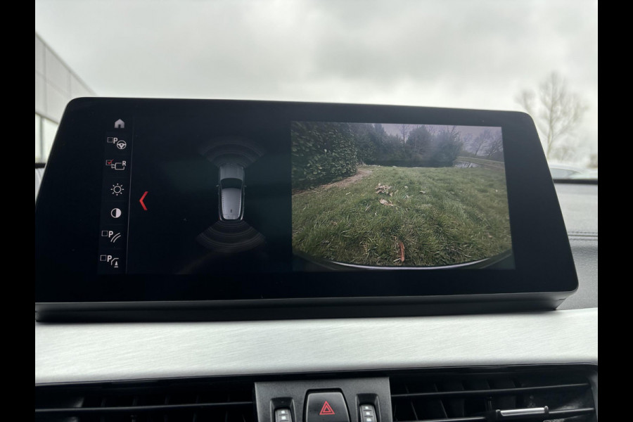 BMW X2 xDrive25e M Sport | 220pk |  Panoramadak | M pakket |  Achteruitrijcamera | Leder | Sportstoelen | Head Up Display