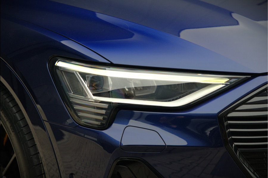 Audi e-tron e-tron 50 quattro Launch edition Black 71 kWh S-Line | Panoramadak | Stoelverwarming | Adaptive Cruise Control | Memory Seat | Parkeersensoren | Keyless | Apple Carplay
