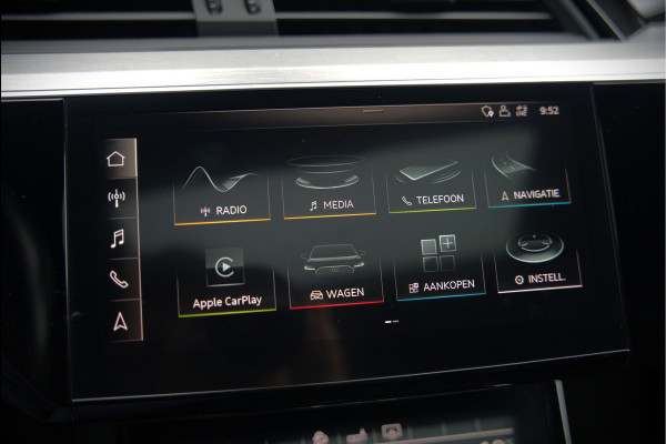 Audi e-tron e-tron 50 quattro Launch edition Black 71 kWh S-Line | Panoramadak | Stoelverwarming | Adaptive Cruise Control | Memory Seat | Parkeersensoren | Keyless | Apple Carplay