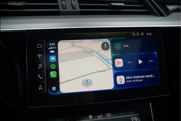 Audi e-tron e-tron 50 quattro Launch edition Black 71 kWh S-Line | Panoramadak | Stoelverwarming | Adaptive Cruise Control | Memory Seat | Parkeersensoren | Keyless | Apple Carplay