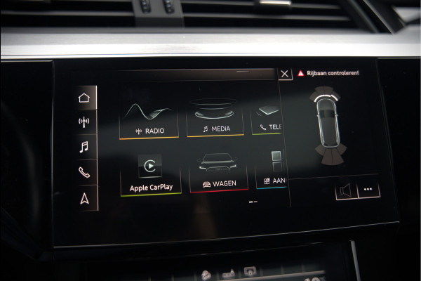 Audi e-tron e-tron 50 quattro Launch edition Black 71 kWh S-Line | Panoramadak | Stoelverwarming | Adaptive Cruise Control | Memory Seat | Parkeersensoren | Keyless | Apple Carplay