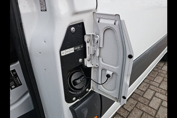 Mercedes-Benz Sprinter 317 L2H2 RWD 170pk Mbux Camera Leer Airco Euro6