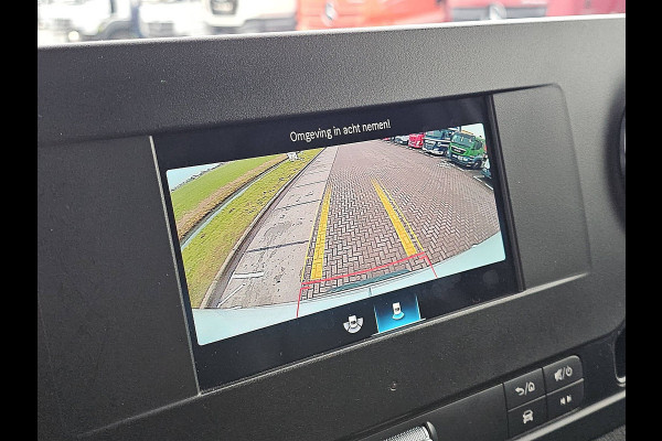 Mercedes-Benz Sprinter 317 L2H2 RWD 170pk Mbux Camera Leer Airco Euro6