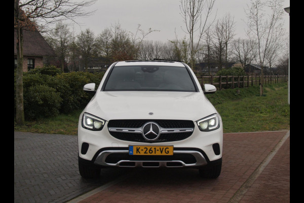 Mercedes-Benz GLC Coupé 300e 4MATIC Business Solution Luxury |  Burmester Surround | Schuifdak | 360 Camera | Digital Cockpit | NL-Auto |