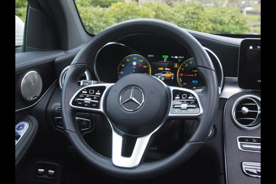 Mercedes-Benz GLC Coupé 300e 4MATIC Business Solution Luxury |  Burmester Surround | Schuifdak | 360 Camera | Digital Cockpit | NL-Auto |