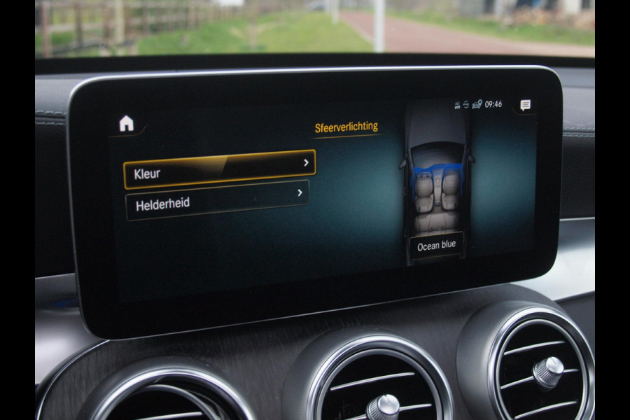 Mercedes-Benz GLC Coupé 300e 4MATIC Business Solution Luxury |  Burmester Surround | Schuifdak | 360 Camera | Digital Cockpit | NL-Auto |