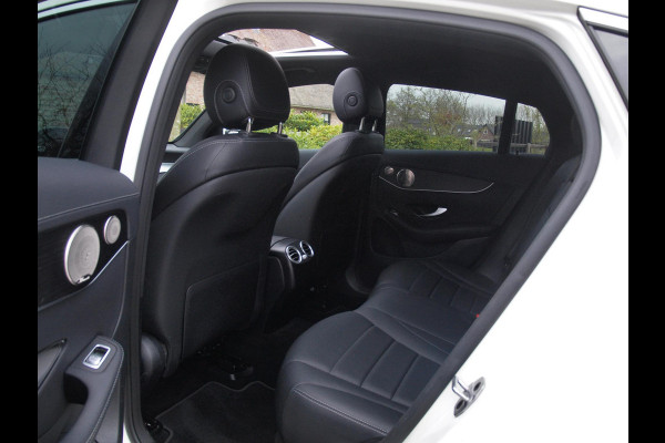 Mercedes-Benz GLC Coupé 300e 4MATIC Business Solution Luxury |  Burmester Surround | Schuifdak | 360 Camera | Digital Cockpit | NL-Auto |