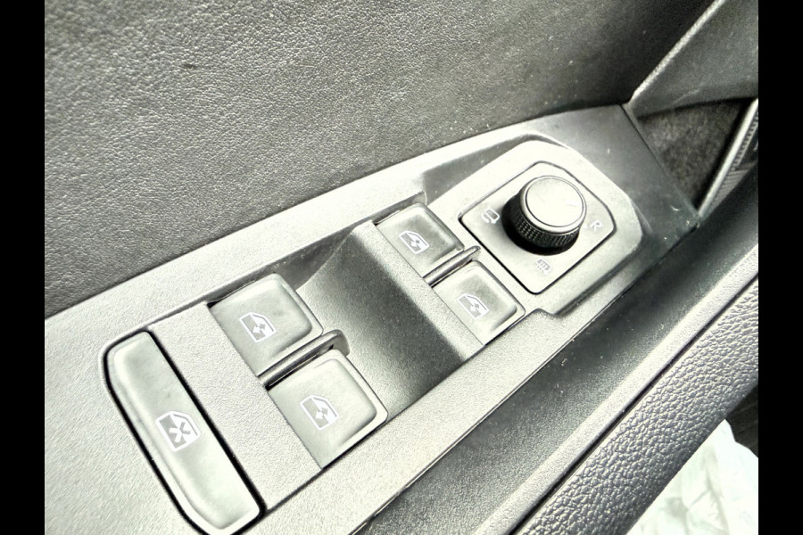 Škoda Kodiaq 1.5 TSI Business Edition 7-Persoons Facelift, 19''Lmv, Stoel/Stuurverwarming